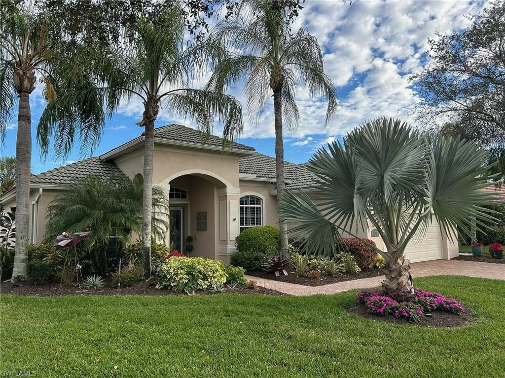 11111 Laughton CIR FORT MYERS, FL 33913