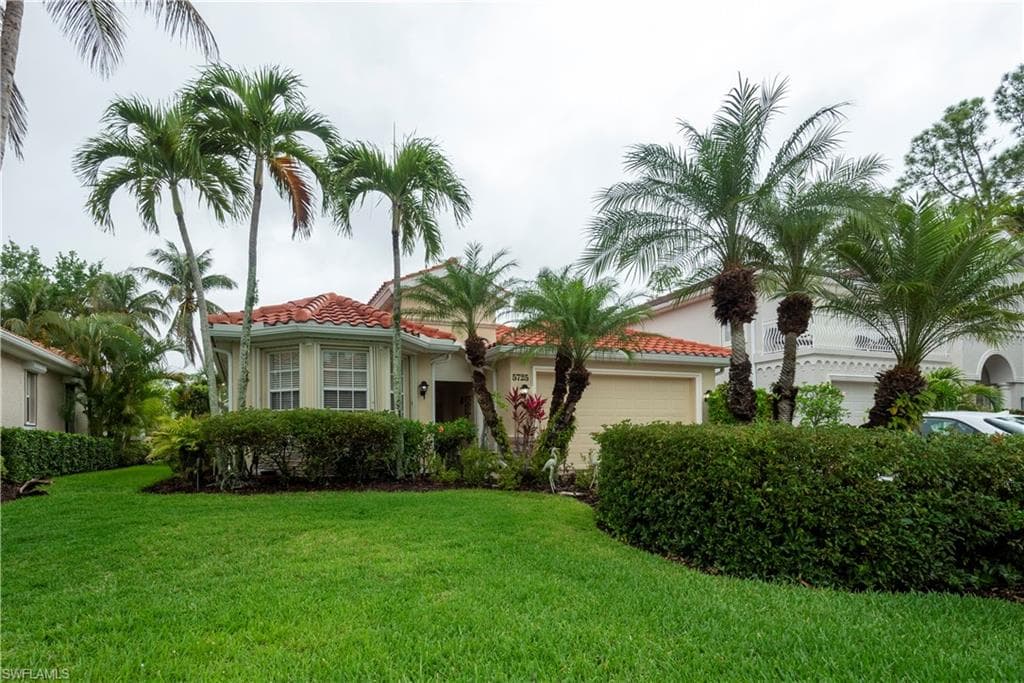 5725 Lago Villaggio WAY NAPLES, FL 34104