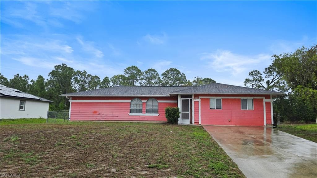 3410 15th ST SW LEHIGH ACRES, FL 33976