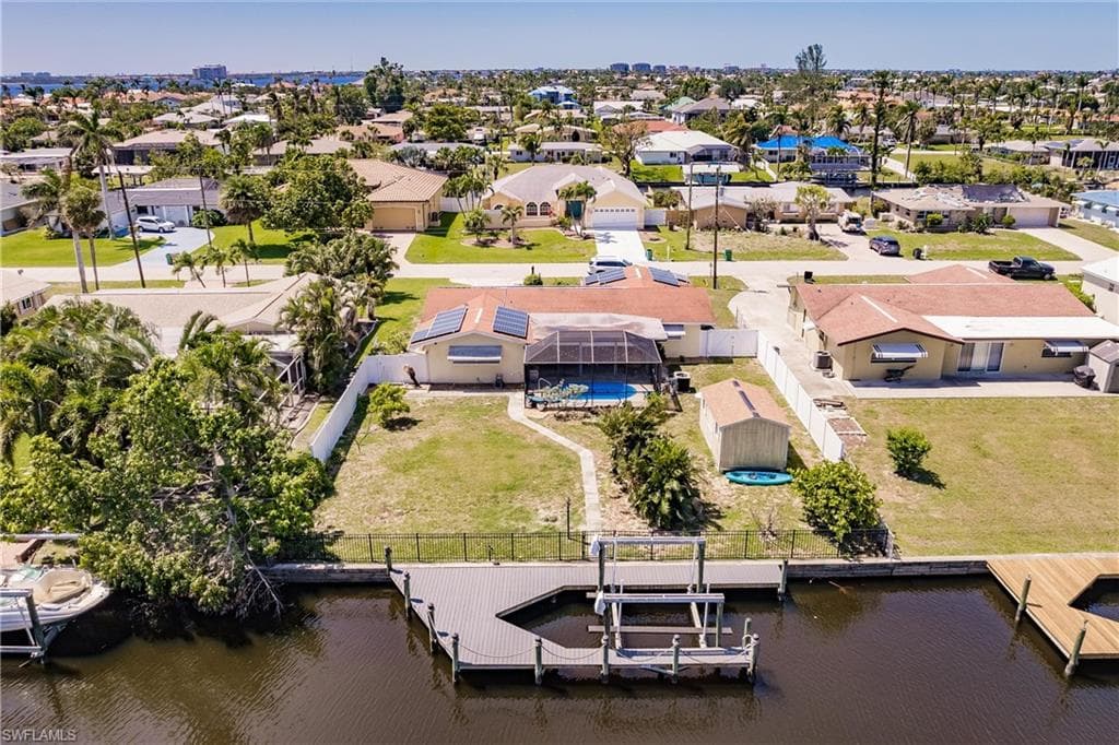 1437 Vendome CT CAPE CORAL, FL 33904
