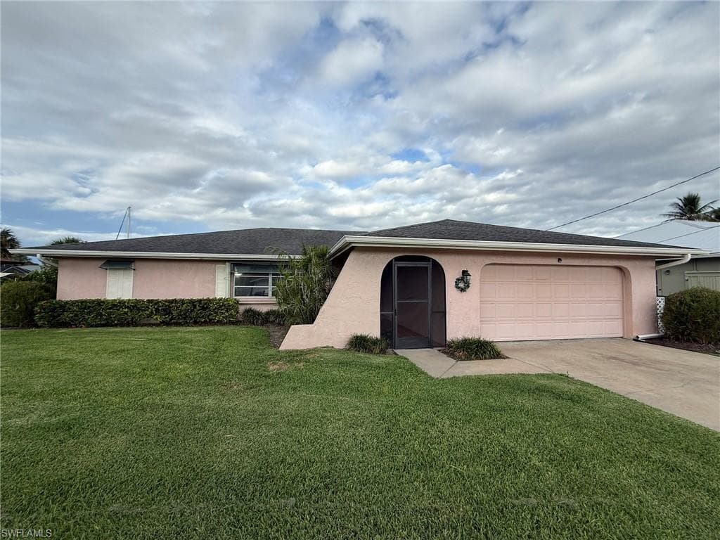 4632 Gulf AVE NORTH FORT MYERS, FL 33903