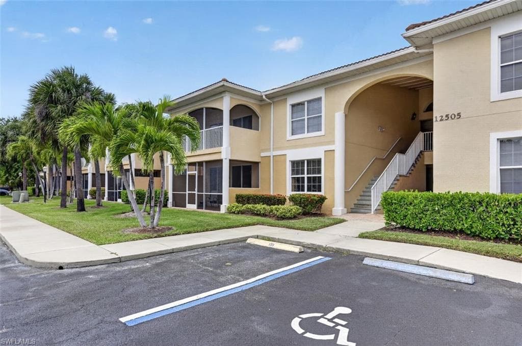 12505 McGregor BLVD 113 FORT MYERS, FL 33919
