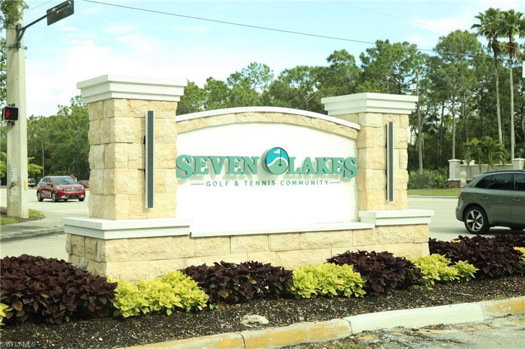 1828 Pine Valley DR 109 FORT MYERS, FL 33907