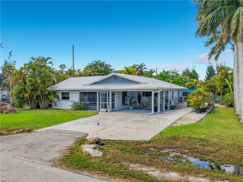 5841 Sabal AVE ST. JAMES CITY, FL 33956