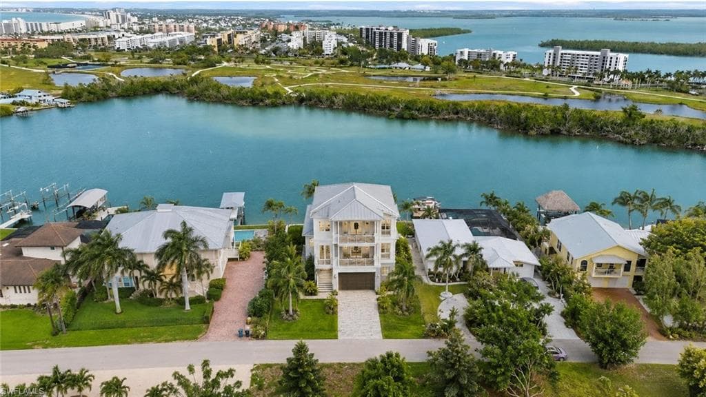8061 Lagoon RD FORT MYERS BEACH, FL 33931