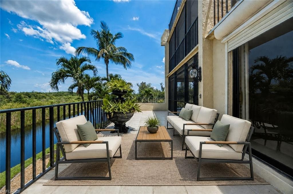 7129 Lakeridge View CT 104 FORT MYERS, FL 33907