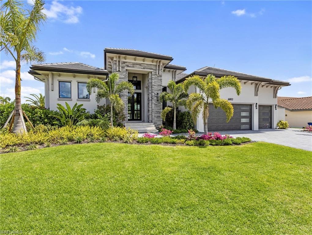6802 Griffin BLVD FORT MYERS, FL 33908
