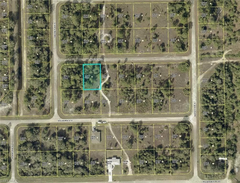 1240 Spruce ST E LEHIGH ACRES, FL 33974