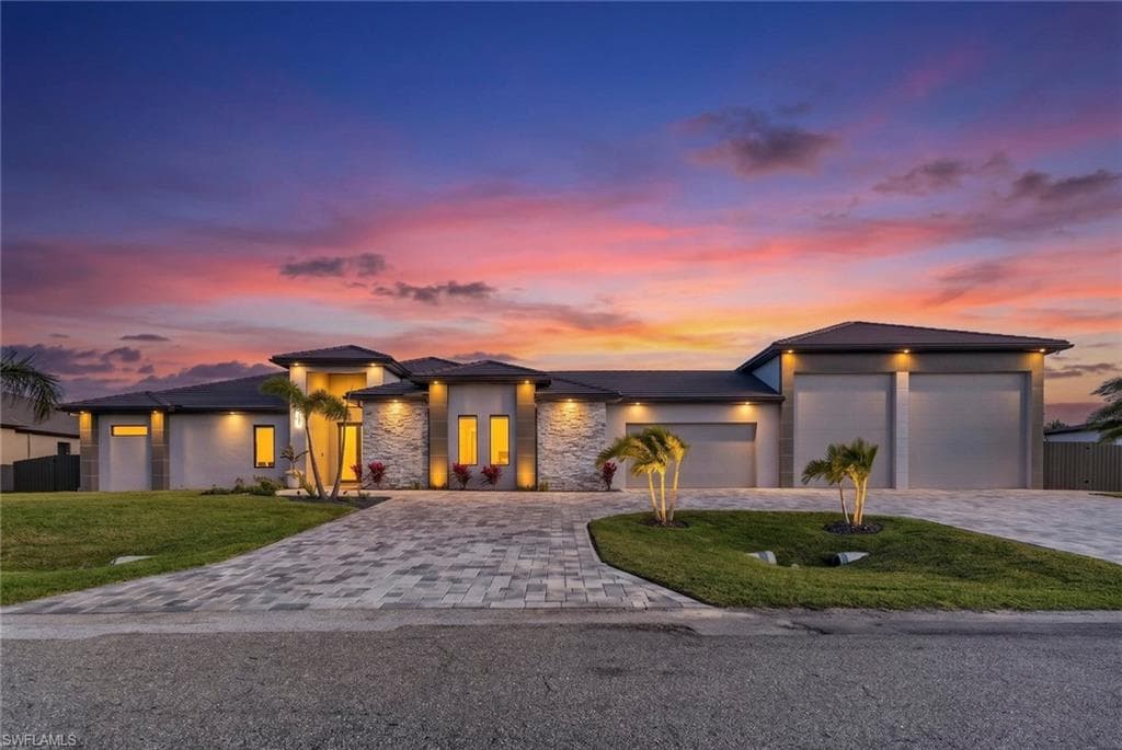 3224 NW 21st ST CAPE CORAL, FL 33993