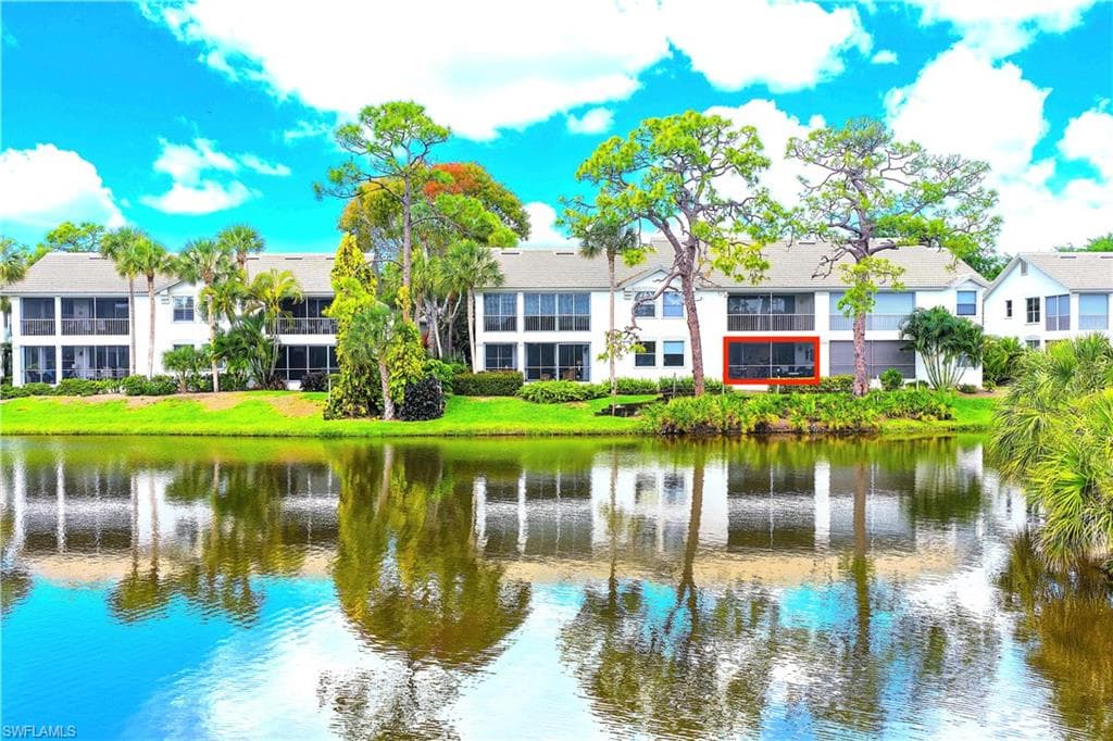 27031 Lake Harbor CT 102 BONITA SPRINGS, FL 34134