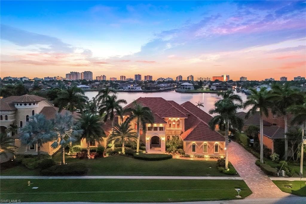 580 Heathwood DR MARCO ISLAND, FL 34145