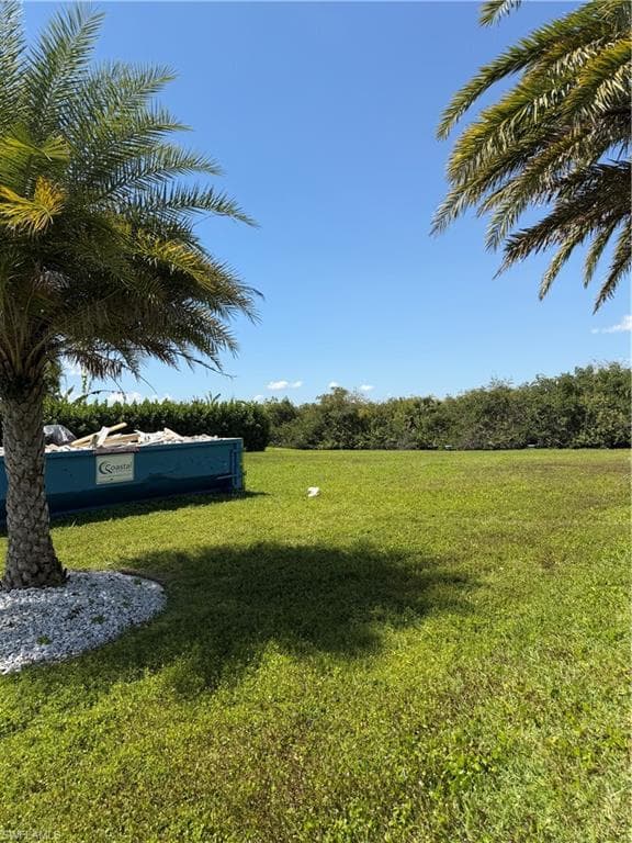 2151 Club House RD FORT MYERS, FL 33715