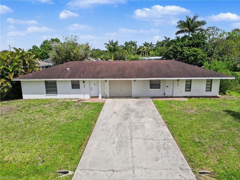 2208/2210 Iris WAY FORT MYERS, FL 33905
