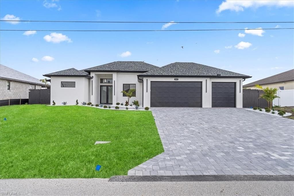 813 NW 8th TER CAPE CORAL, FL 33993