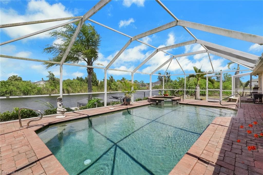 2607 NW 9th TER CAPE CORAL, FL 33993