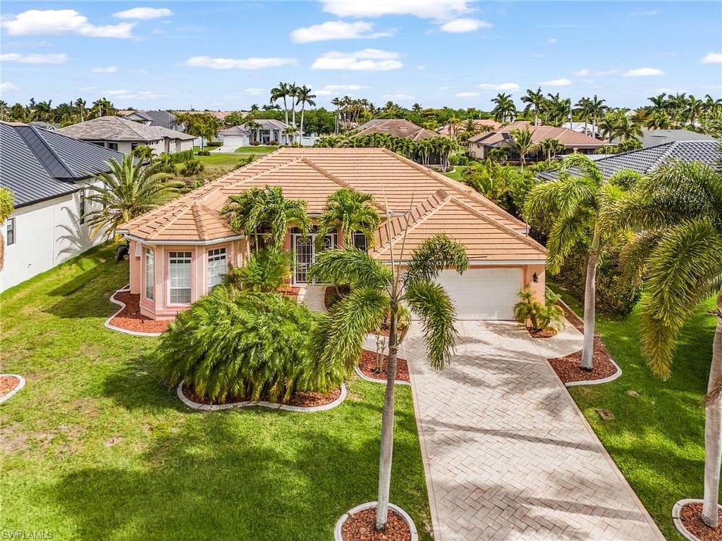 2601 SW 25th TER CAPE CORAL, FL 33914