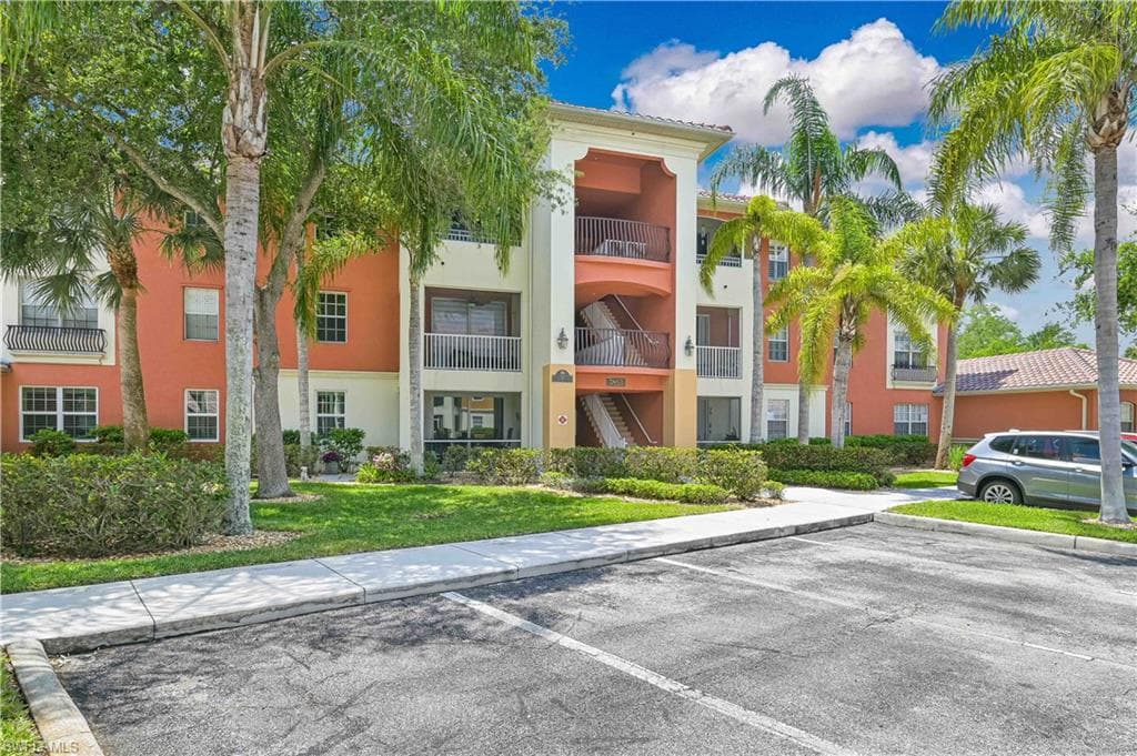 3953 Pomodoro CIR 301 CAPE CORAL, FL 33909