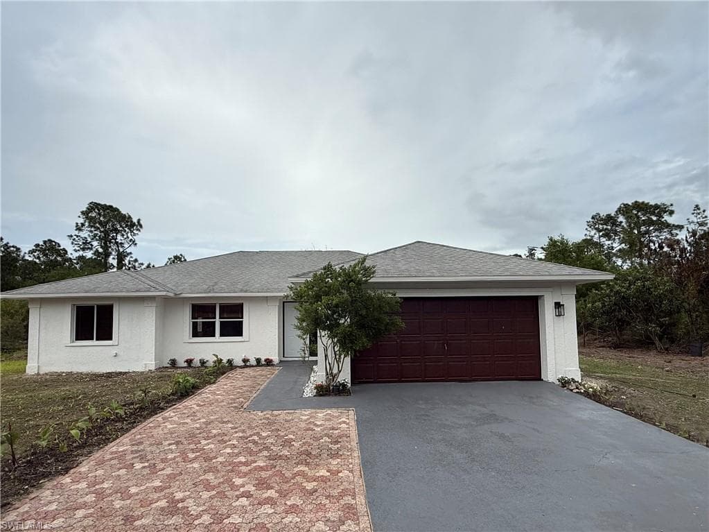 1371 14th AVE NE NAPLES, FL 34120