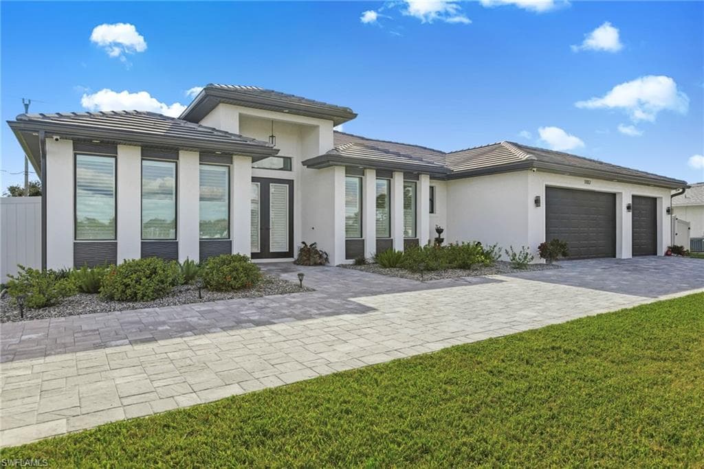 1102 Mohawk Pkwy PKWY CAPE CORAL, FL 33914