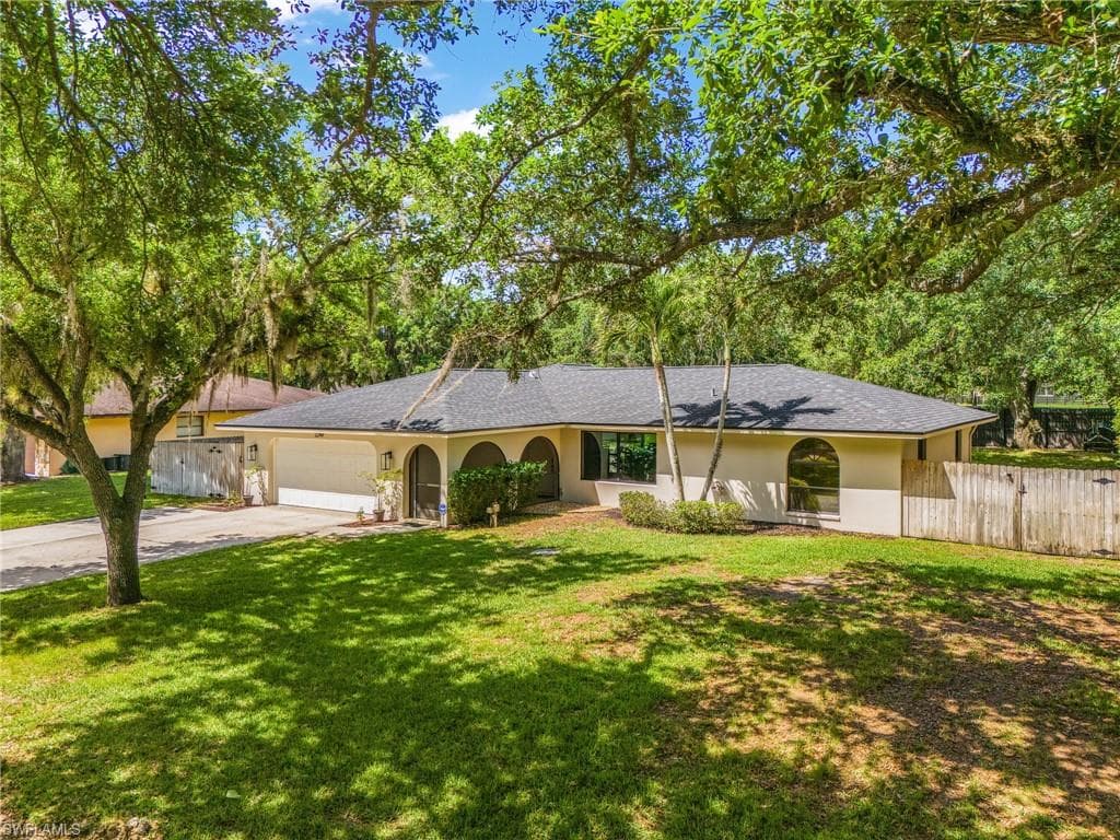 2249 River Oak LN FORT MYERS, FL 33905