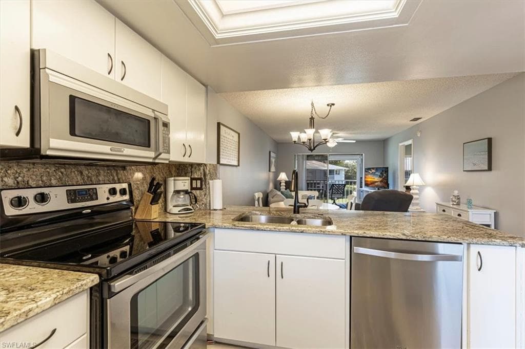 8180 Summerlin Village CIR 708 FORT MYERS, FL 33919