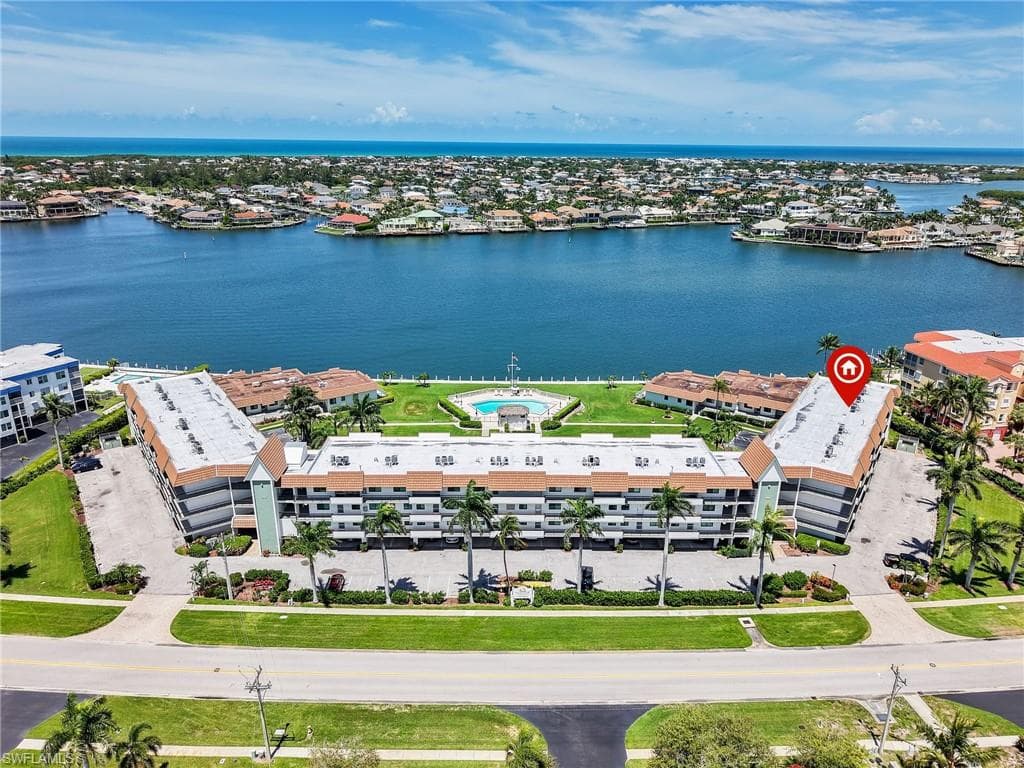 750 Elkcam CIR 219 MARCO ISLAND, FL 34145