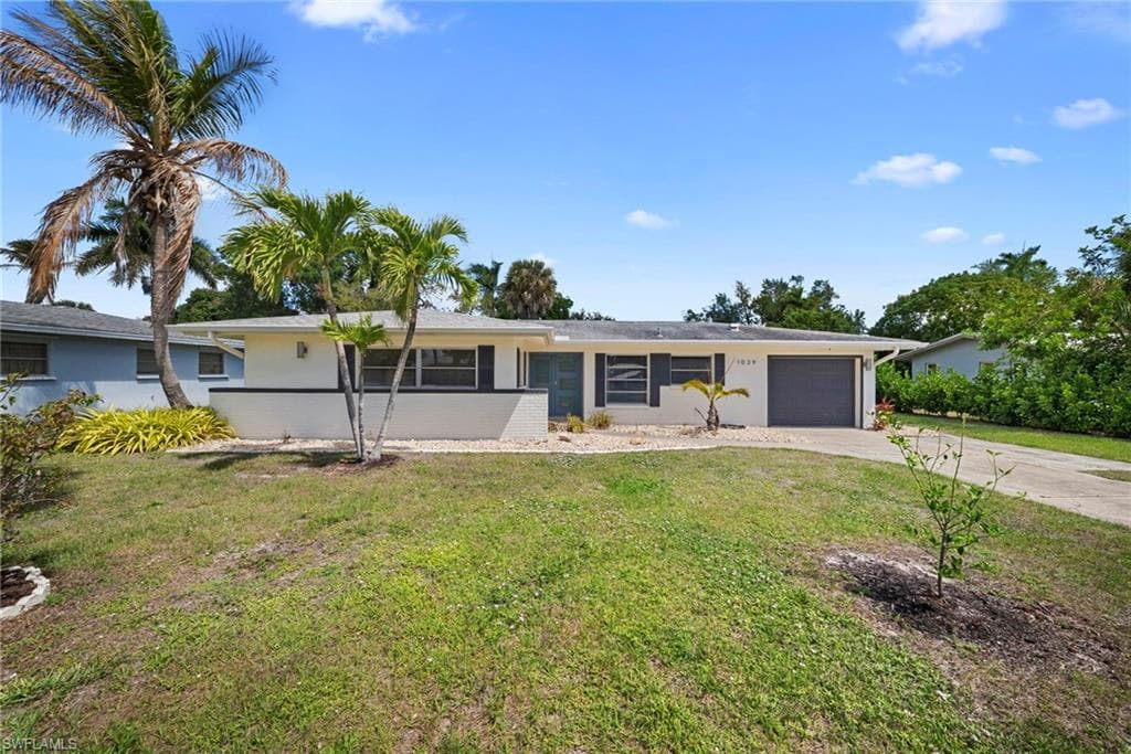 1039 el mar AVE FORT MYERS, FL 33919