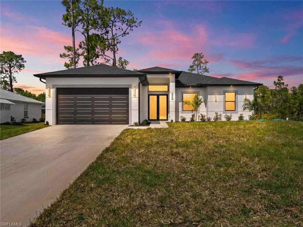 735 Chavers ST LEHIGH ACRES, FL 33974
