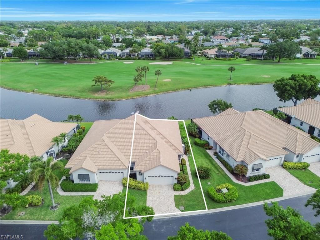 8555 Fairway Bend DR ESTERO, FL 33967