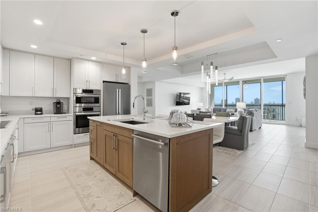 4142 Bay Beach LN 502 FORT MYERS BEACH, FL 33931
