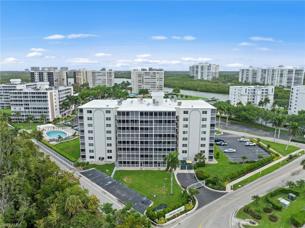 1 Bluebill AVE 402 NAPLES, FL 34108