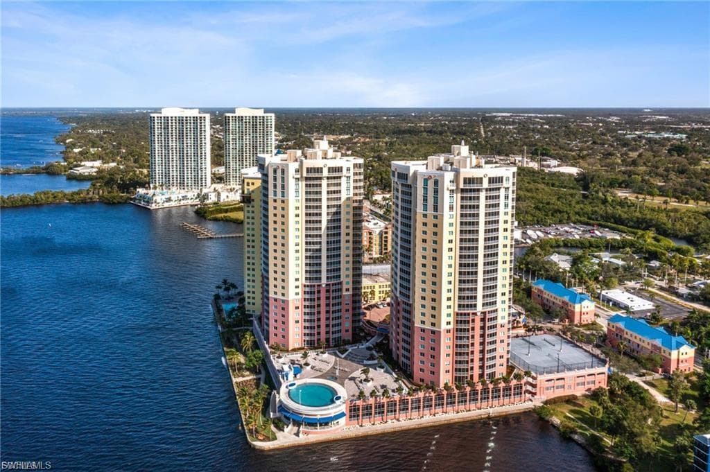 2745 1st ST 2603 FORT MYERS, FL 33916