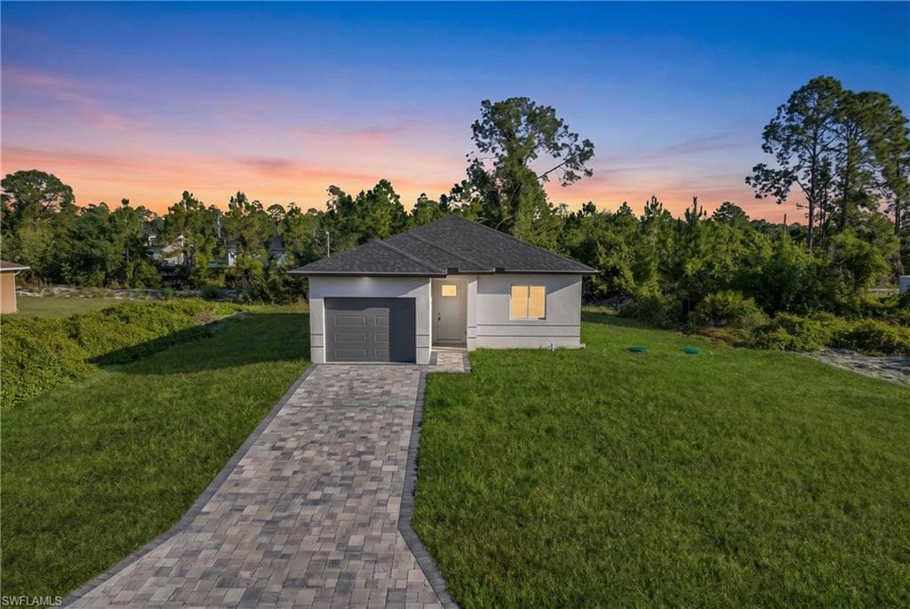 747 Newell ST E LEHIGH ACRES, FL 33974