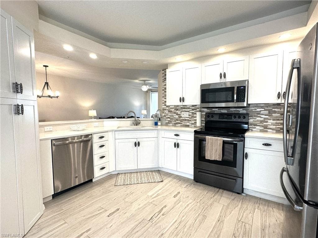 6816 Satinleaf RD S 102 NAPLES, FL 34109