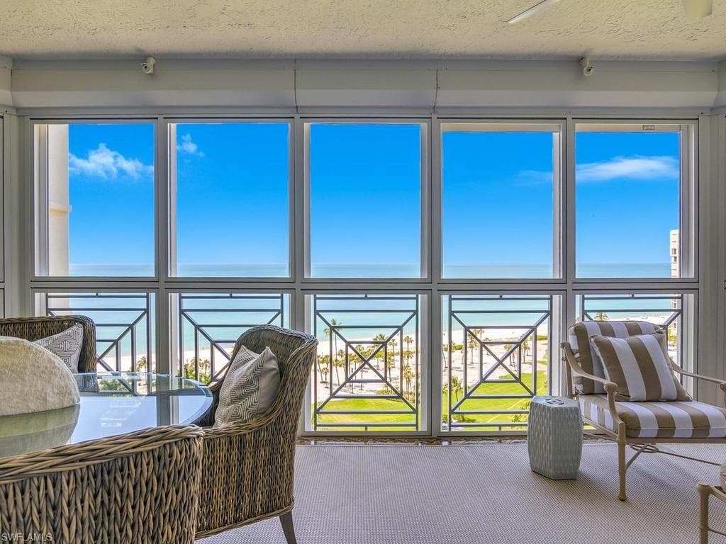 4021 Gulf Shore BLVD N 1103 NAPLES, FL 34103