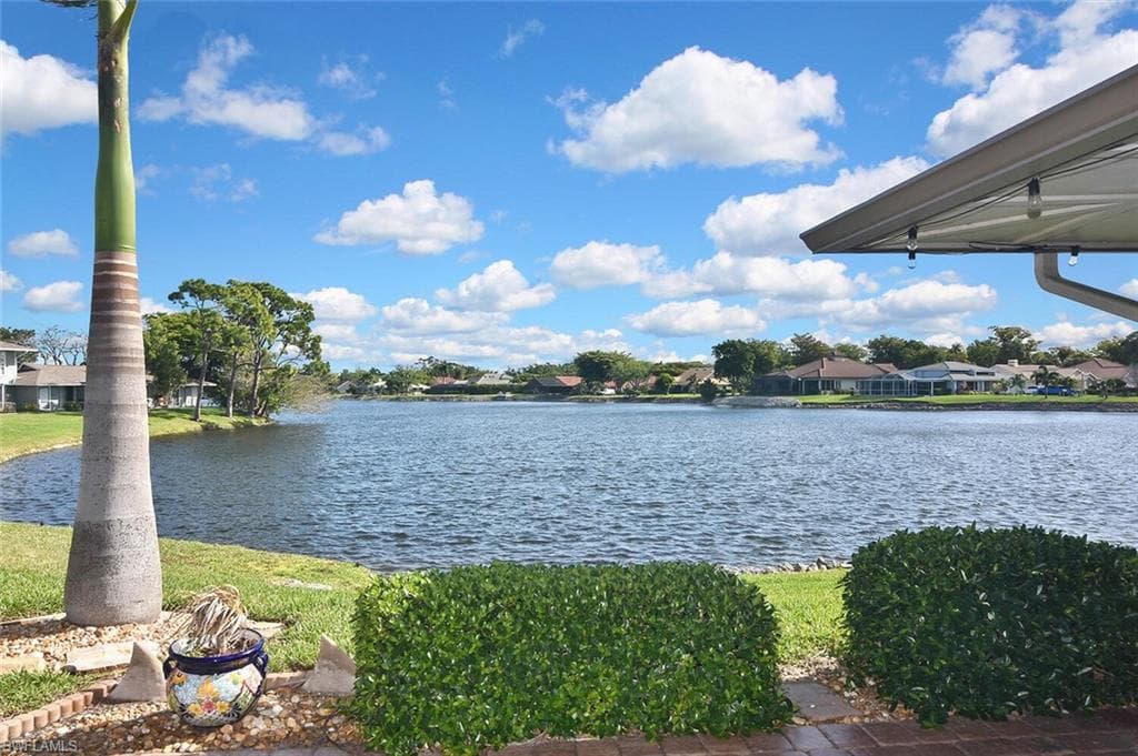4299 Island CIR 4 FORT MYERS, FL 33919