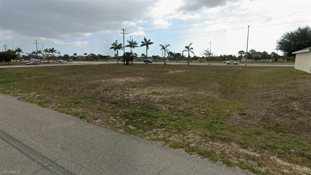 2008 NE 16th PL CAPE CORAL, FL 33909