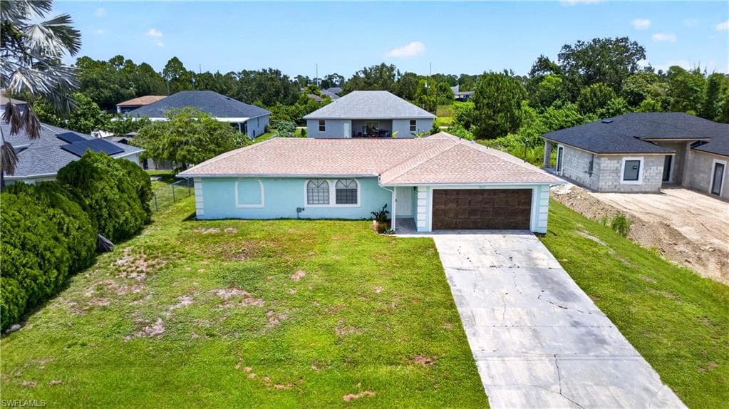 3812 5th ST SW LEHIGH ACRES, FL 33976