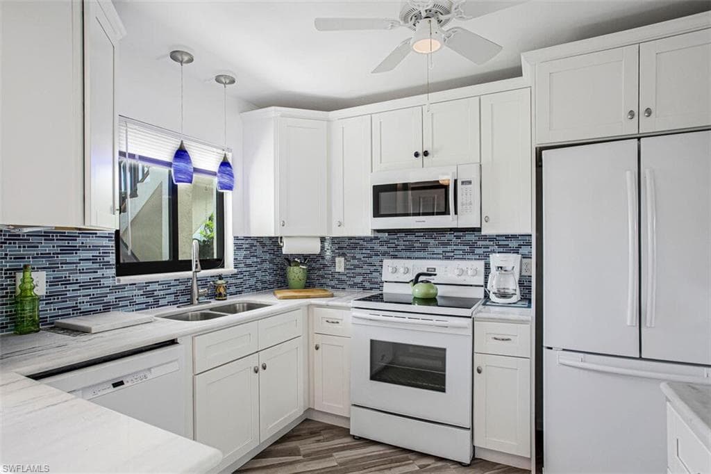 4257 27th CT SW 102 NAPLES, FL 34116