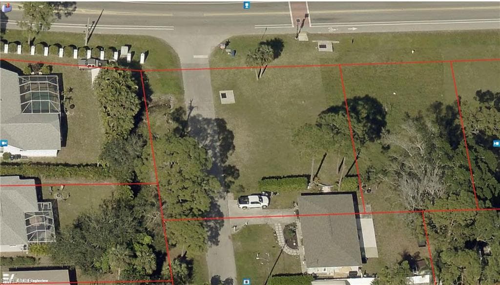 10010 W Terry ST BONITA SPRINGS, FL 34135