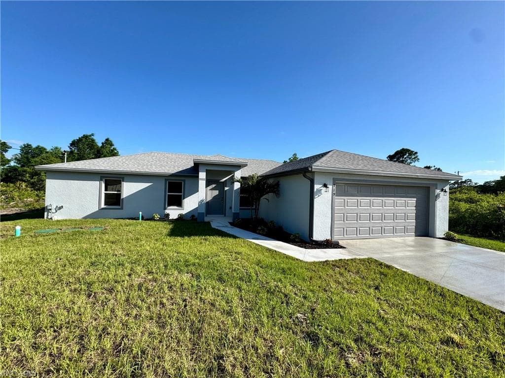 719 Ledge ST LEHIGH ACRES, FL 33972