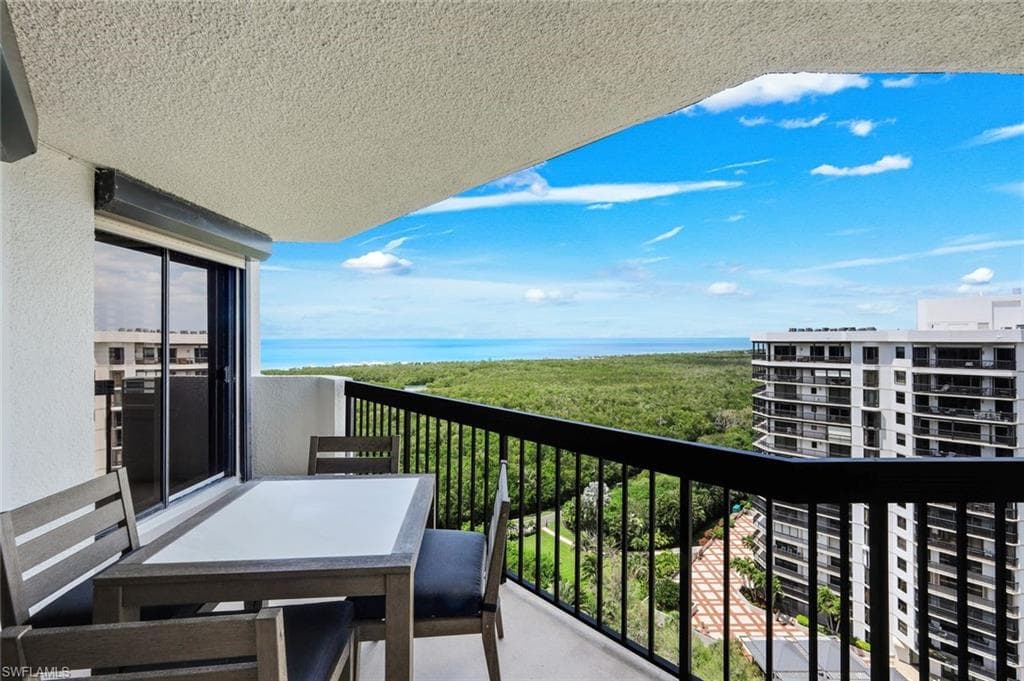 6001 Pelican Bay BLVD 1606 NAPLES, FL 34108