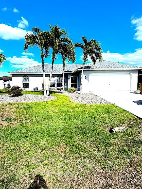 43 13th AVE CAPE CORAL, FL 33909