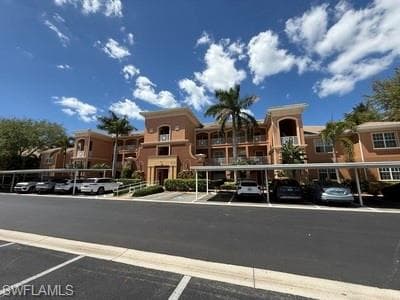 9621 Spanish Moss WAY 3824 BONITA SPRINGS, FL 34135