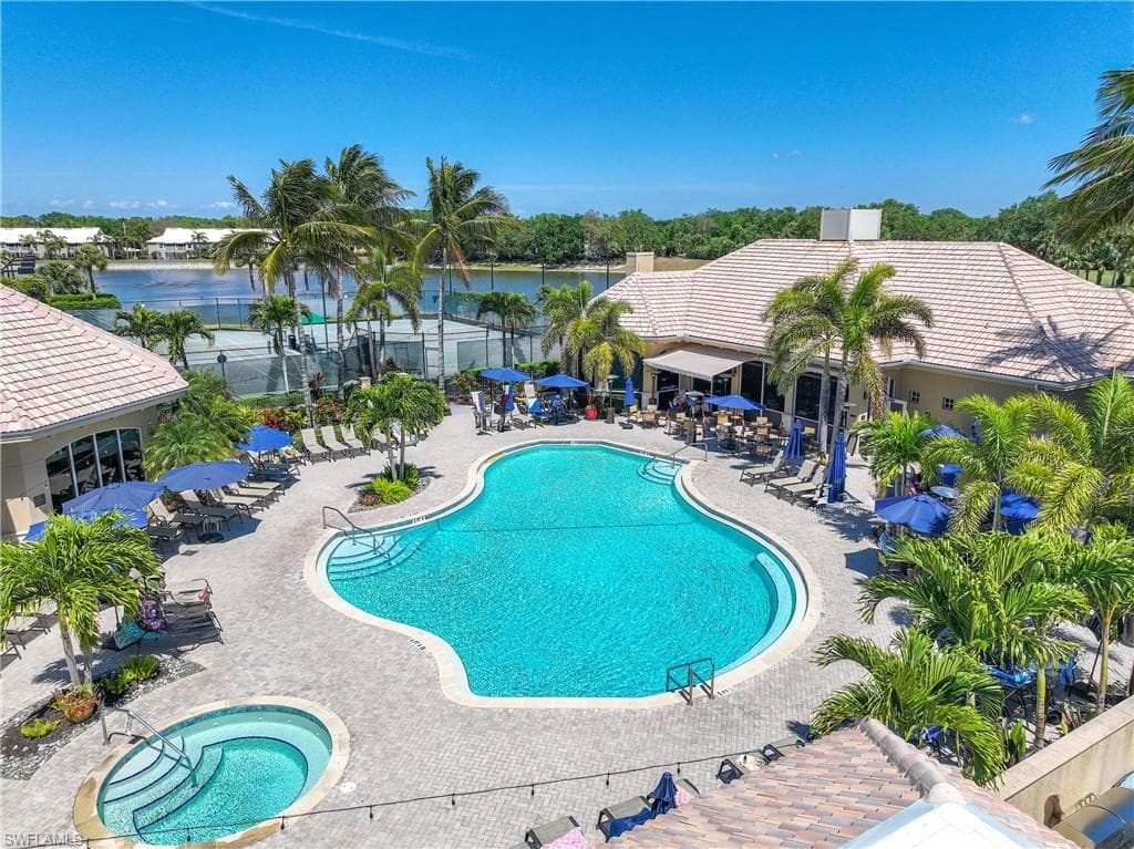 13046 Amberley CT 602RA BONITA SPRINGS, FL 34135