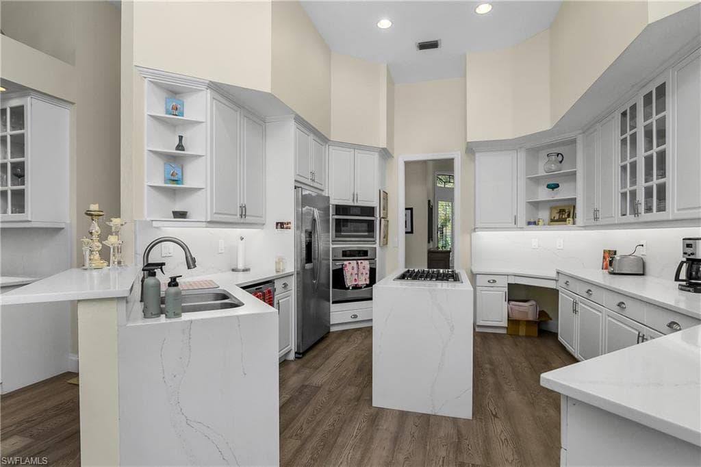 3370 Oaklake CT BONITA SPRINGS, FL 34134