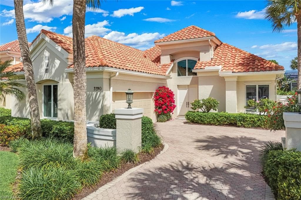 3390 Riviera Lakes CT BONITA SPRINGS, FL 34134