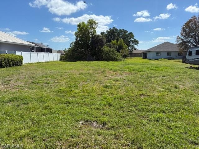 127 SE 16th PL CAPE CORAL, FL 33990