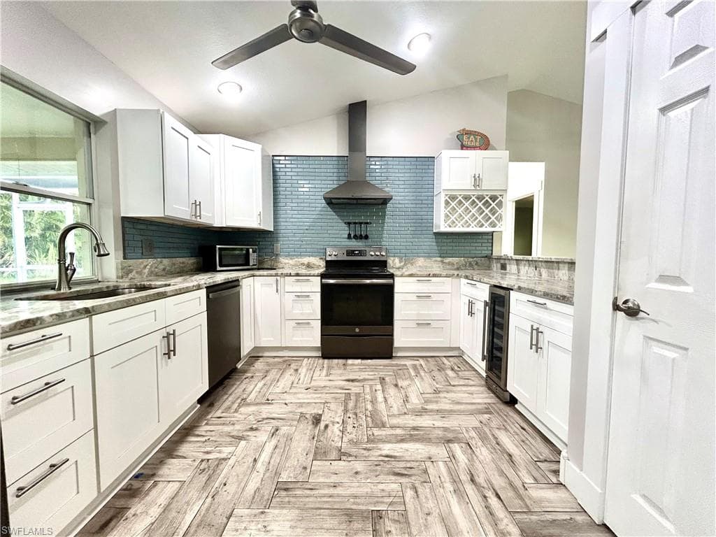 210 SE 1st PL CAPE CORAL, FL 33990