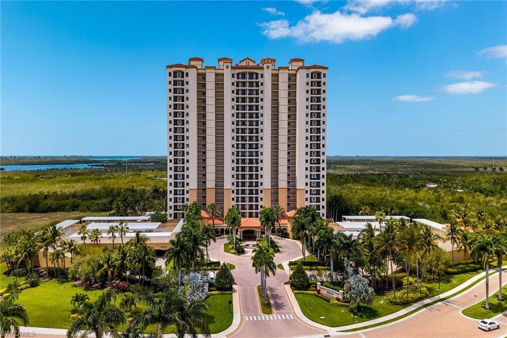 1065 Borghese LN 1003 NAPLES, FL 34114